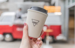 Manner咖啡多少钱一杯？均价7元，排了半个多小时队，我觉得只买一杯好